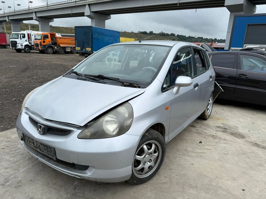Dezmembrez / Dezmembrari / Piese Honda Jazz 1.3 Benzina L13A2 Cutie Automata 2001-2008