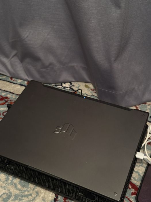 Asus Tuf gaming + Iphone 16 pro 256