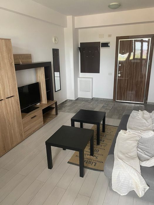 Închiriez Garsonieră Dublă