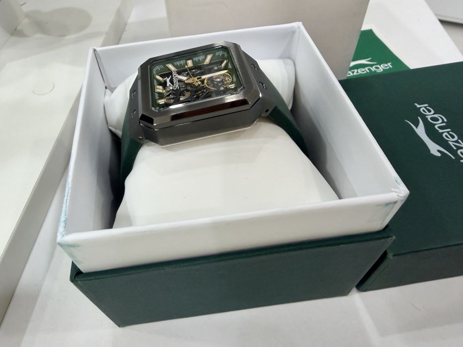 Slazenger автоматик в гаранция  силиконова каишка