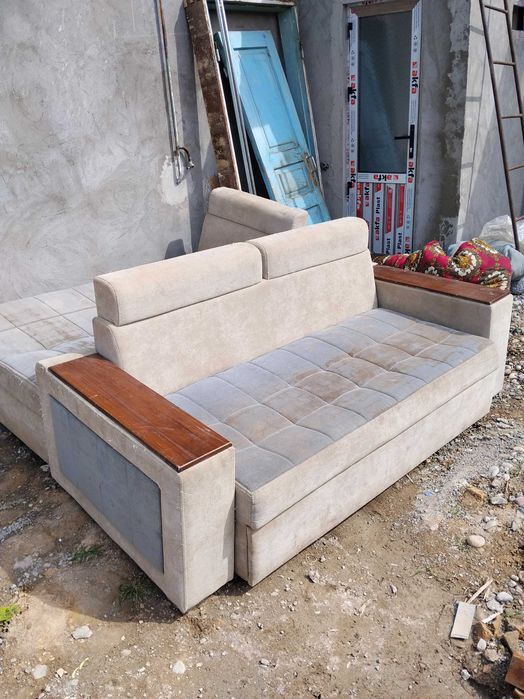 Продам диван уголок