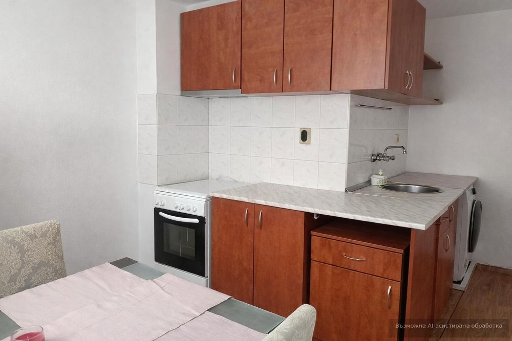 Тристаен, под наем, ж.к Възраждане