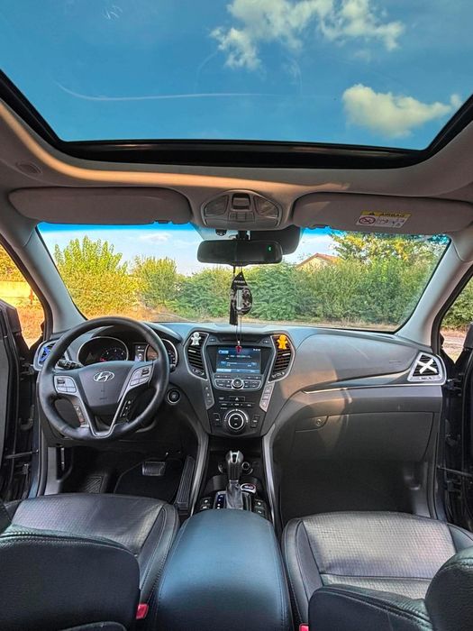 Hyundai Grande Santa Fe 7 Locuri