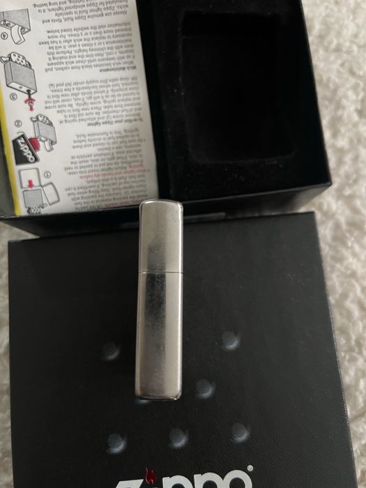 Bricheta Zippo reincarcabila