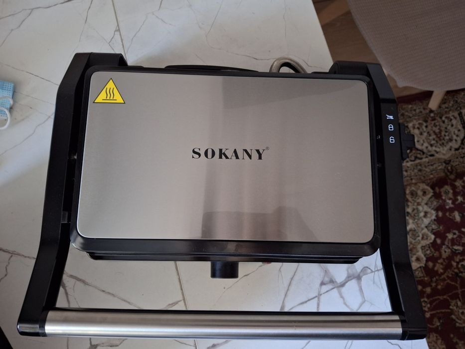 Продам грильницу новую