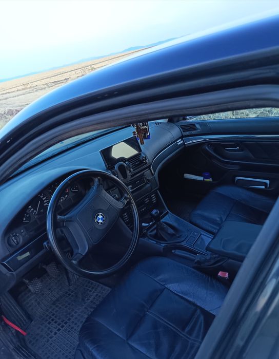 BMW E39 520i 150hp