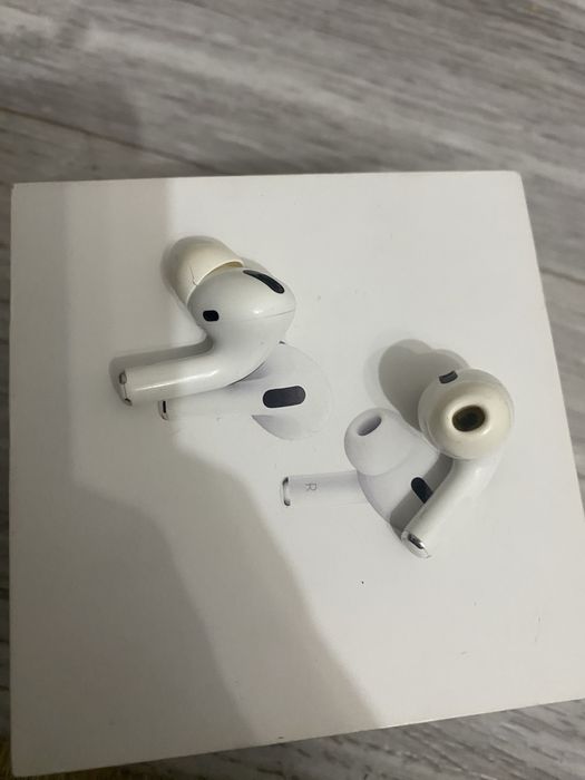 Продам  AirPods Pto