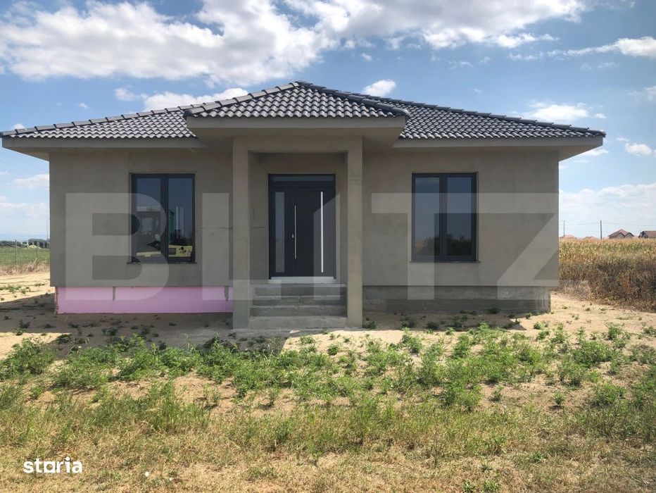 Casa semifinisata exterior , 170 mp , strada Principala Botiz-Ciuperce
