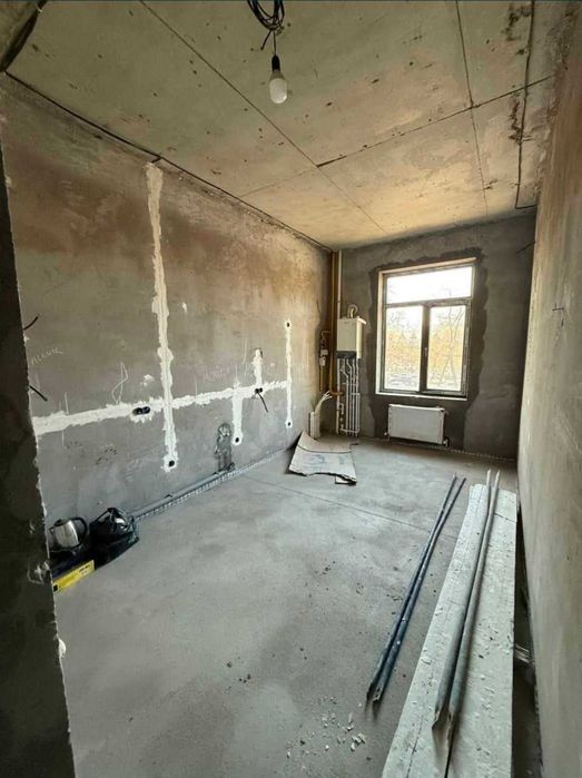 3 комнатная квартира в новостройке на Казирабаде, 103м2 без ремонта