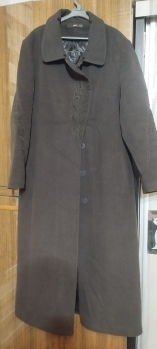 Ayollar uchun paltosi