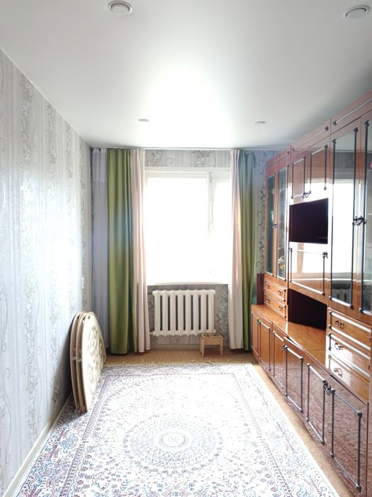 Продам 2 х комн квар. 3-49, 5 этаж.