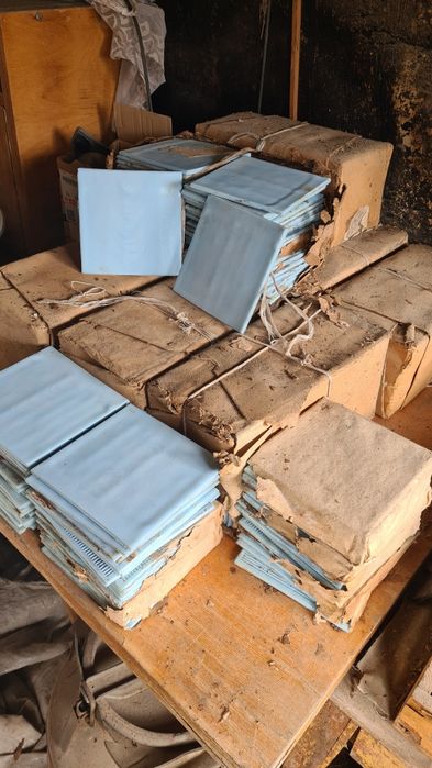 продам плитку керамическую