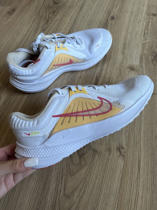 Nike Quest 5 обувки за бягане