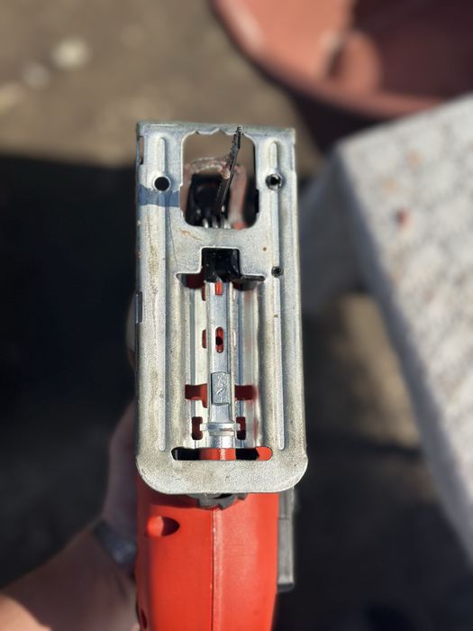 VÂND Fierăstrău Pendular Black & Decker KS999E - NOU
