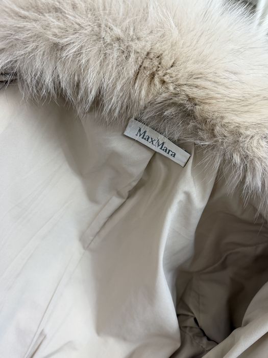Продаётся зимняя верхняя одежда Max Mara