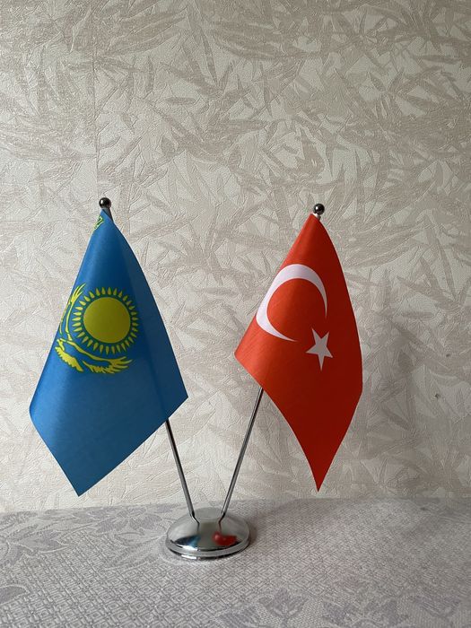 Подставки Для Флажков Двойные, Одинарные