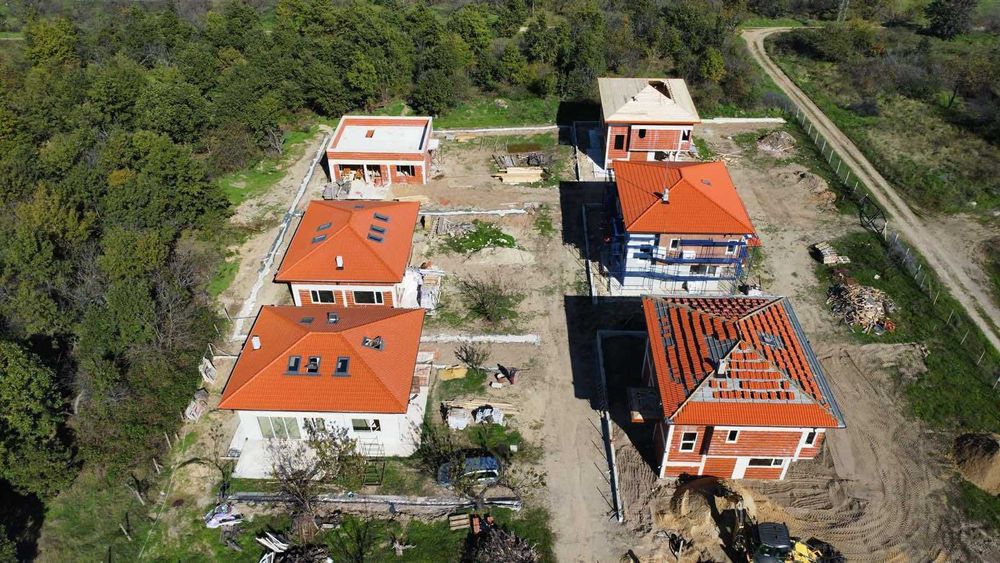 Продава се Къща в с. Приселци, Област Варна - 150 кв.м за 1500 €/кв.м - Снимка #2