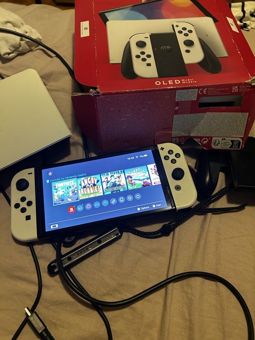 Nintendo switch model oled