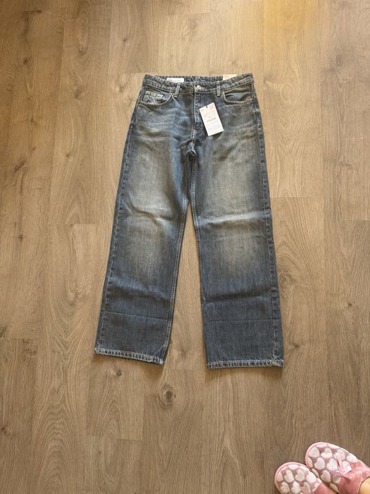 Чисто нови дънки