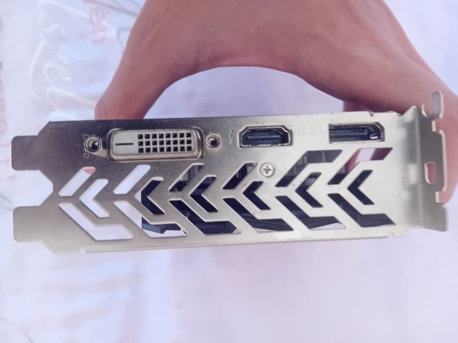 RX 550 2GB Работеща