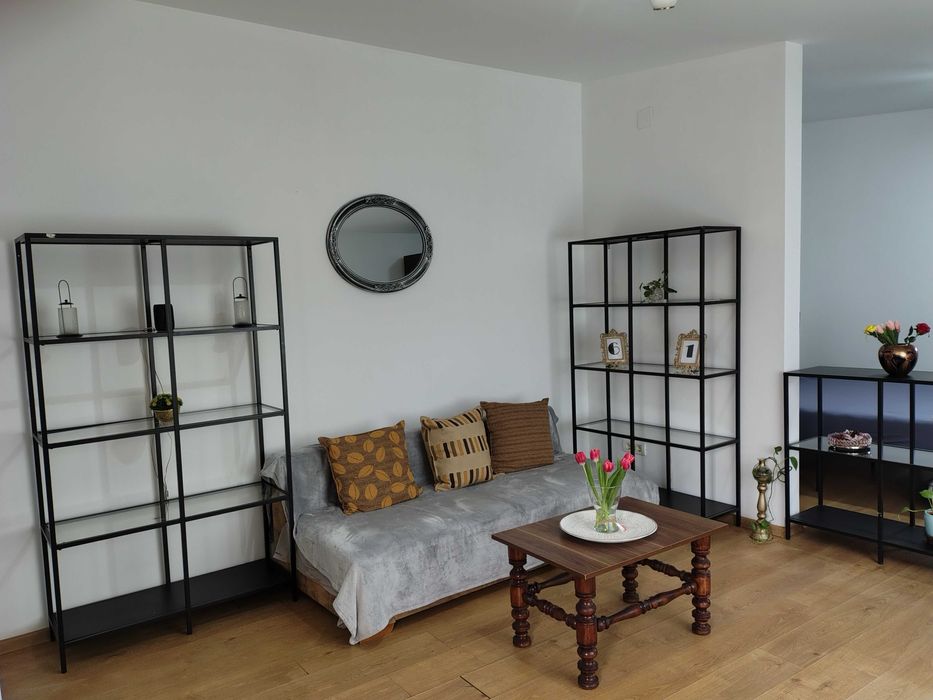 Corp de casa de inchiriat