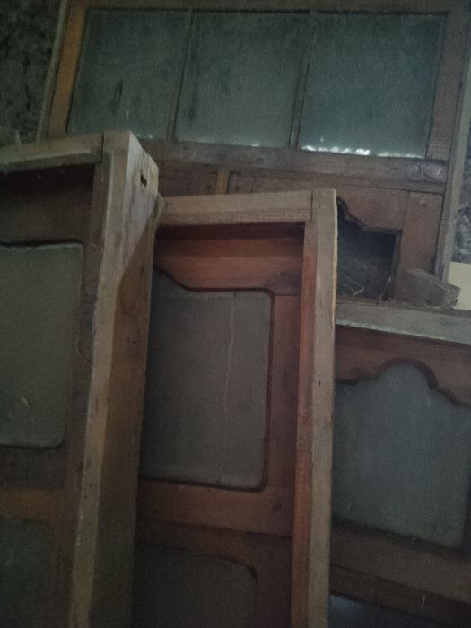 Эшик ромлар яхши холатда