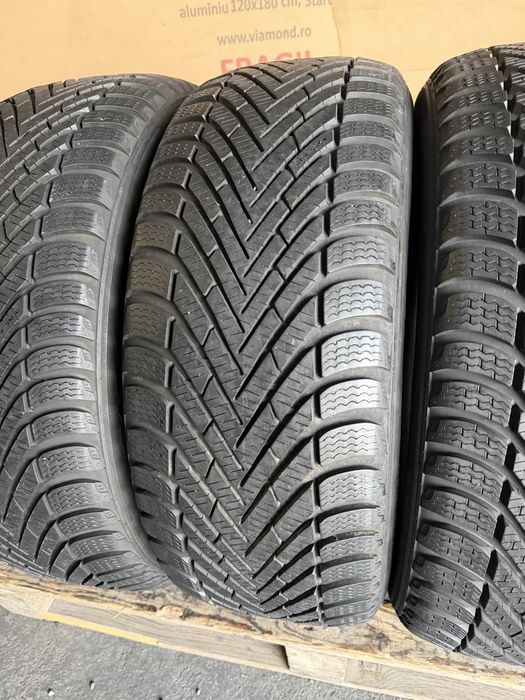 4 anvelope iarna 215/50/17 Pirelli 7.5-8.5 mm DOT 2020!