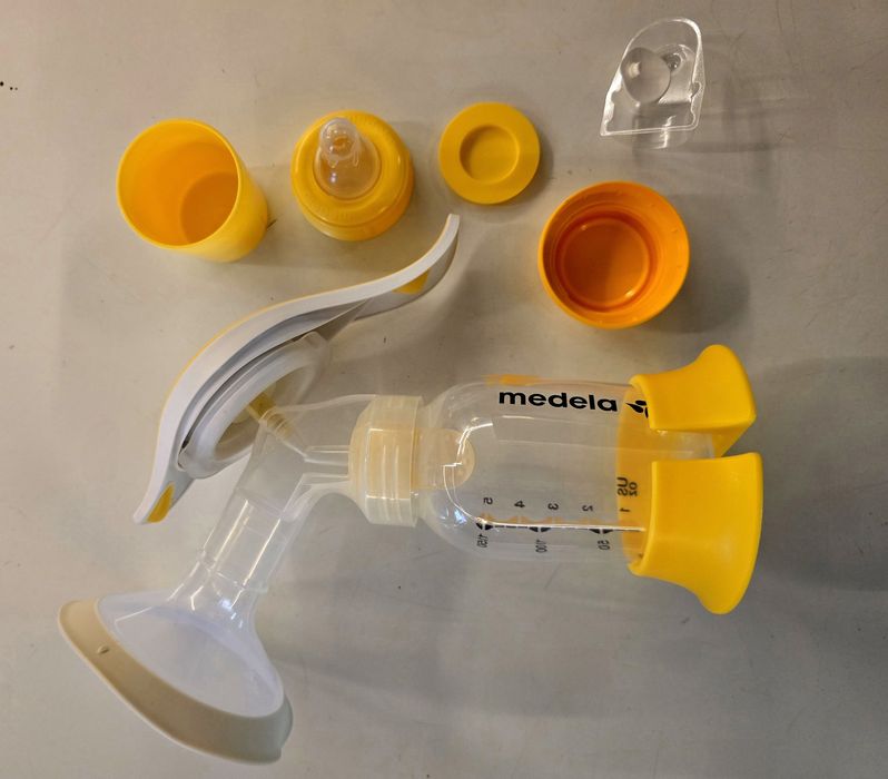 Двуфазна ръчна помпа за кърма Medela HARMONY