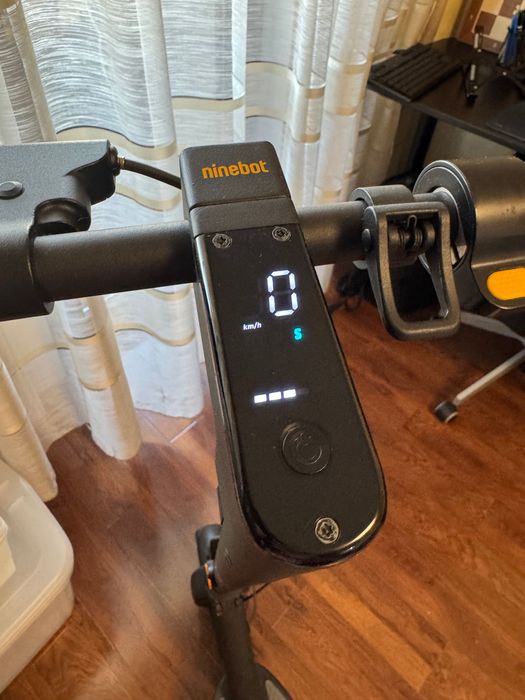 Trotinetă Ninebot by Segway KickScooter MAX G30E II