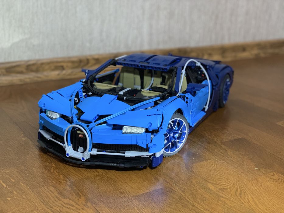 Продам лего BUGATTI