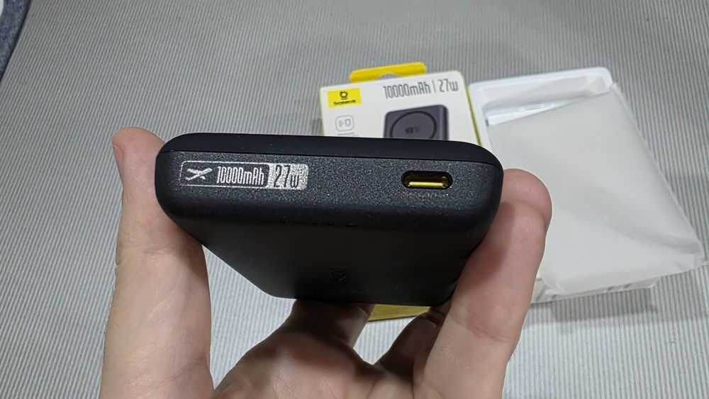 Пауэрбанк 10000 mAh Магсейф Baseus