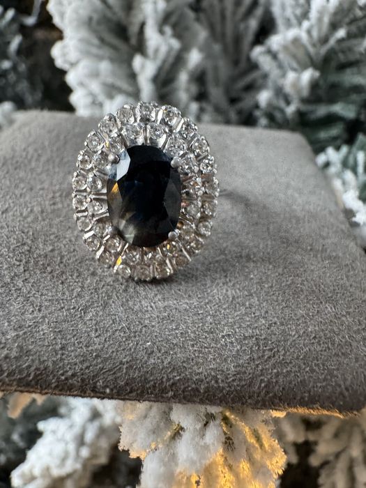 Inel din aur, safir si diamante