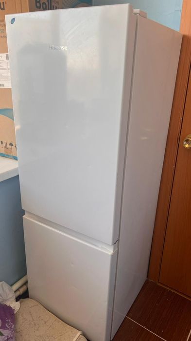 Холодильник сатылады