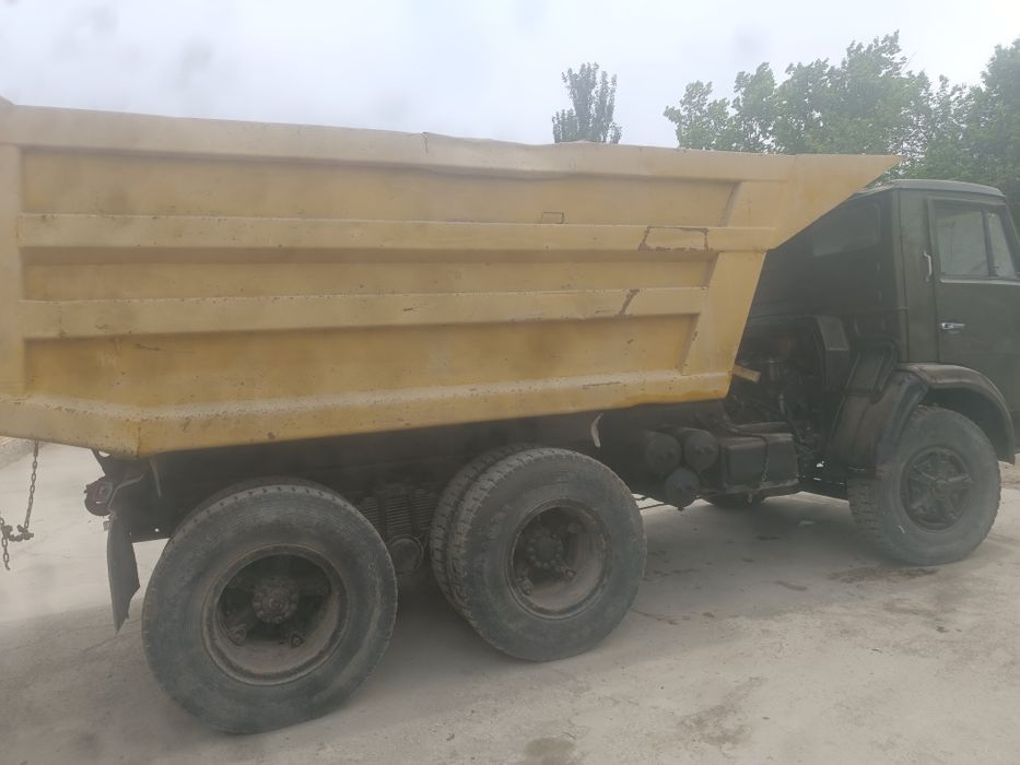 Kamaz samasval  1990 yil sotiladi. Balonlari yangi 70% , dizel mator,