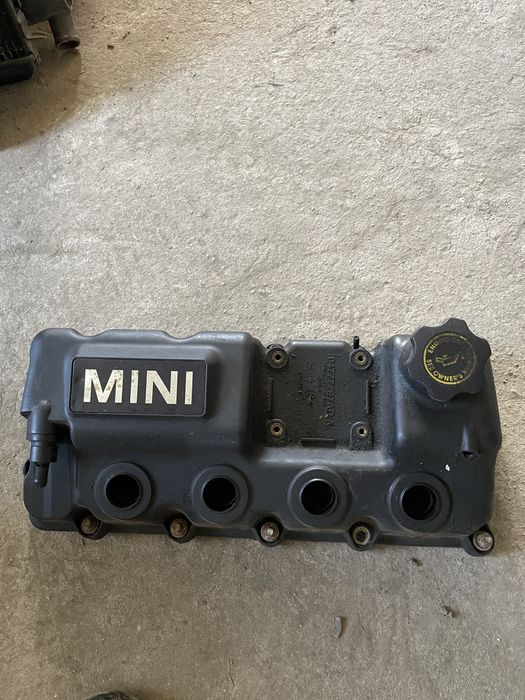 Капак на клапани,картер, кобилици за  Mini Cooper S (R53) с 1.6-литров двигател (W11 B16 A) с мощност 163 к.с.