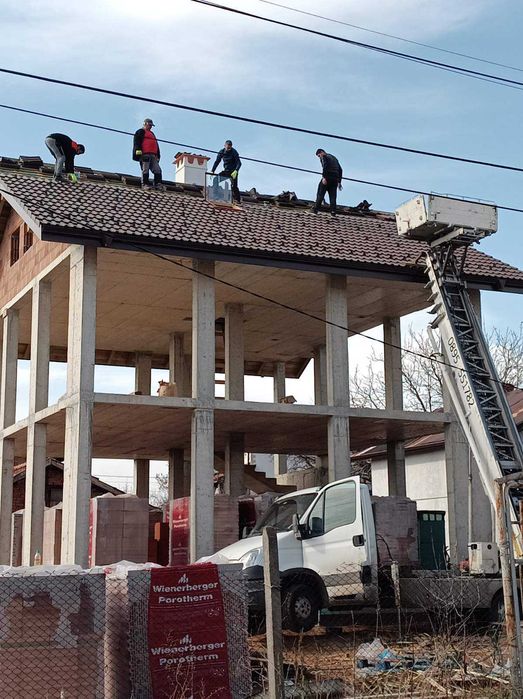 Хаспел за керемиди – мобилен асансьор за покриви под наем София