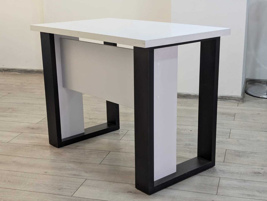 Офисный стол 60*100