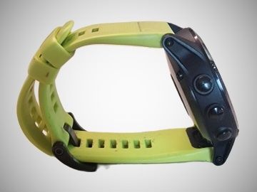 Часовник GARMIN Fenix 5 Sapphire