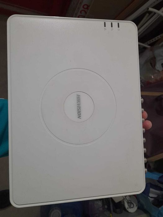 Sistem supraveghere video DVR+camere