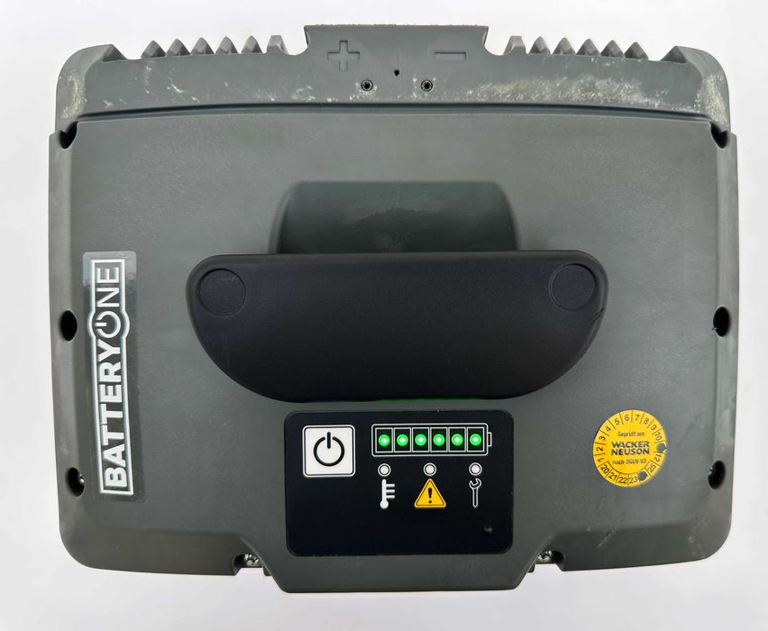 WACKER NEUSON BOB10 1008Wh - Мощна батерия 50.4V 20Ah 2024г.