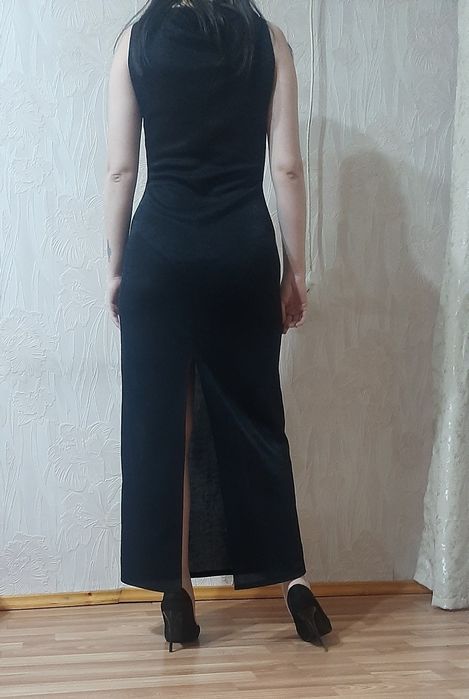 Продам шикарное платье