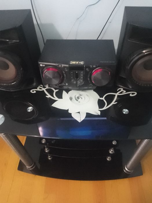 Музыкальный центр лдж