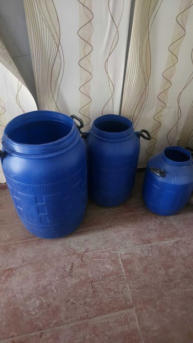 Продам бочки пластиковые