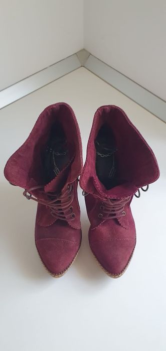 Ghete cu toc 37 piele naturala Bershka