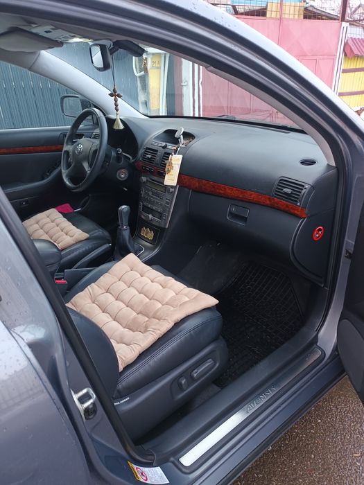 Toyota Avensis 2.0 D4
