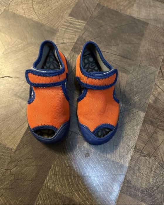 Кроссовки 27 размер