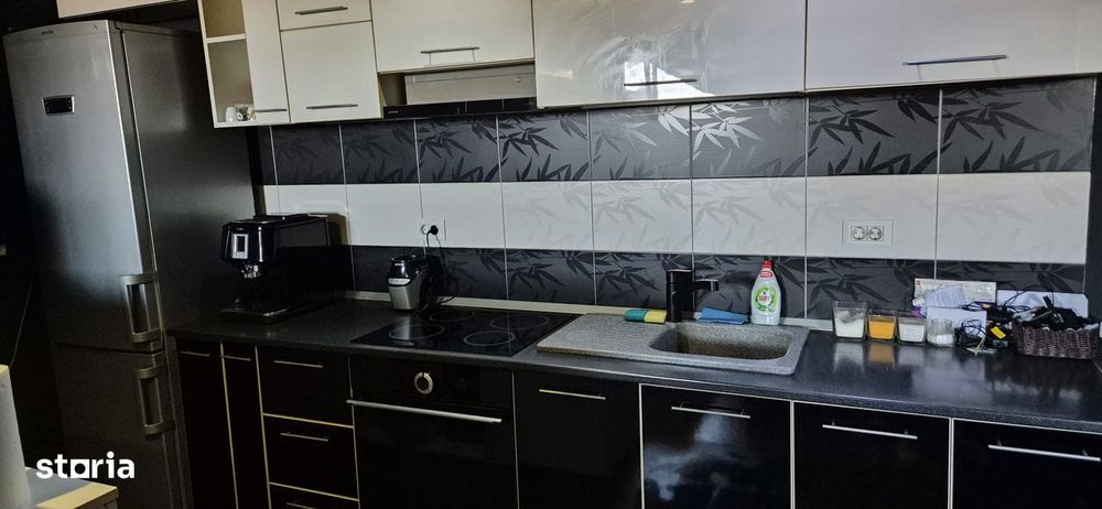 Apartament 2 camere, mansardă, utilat, 380 EUR
