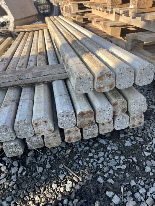 Stalpi beton pt gard