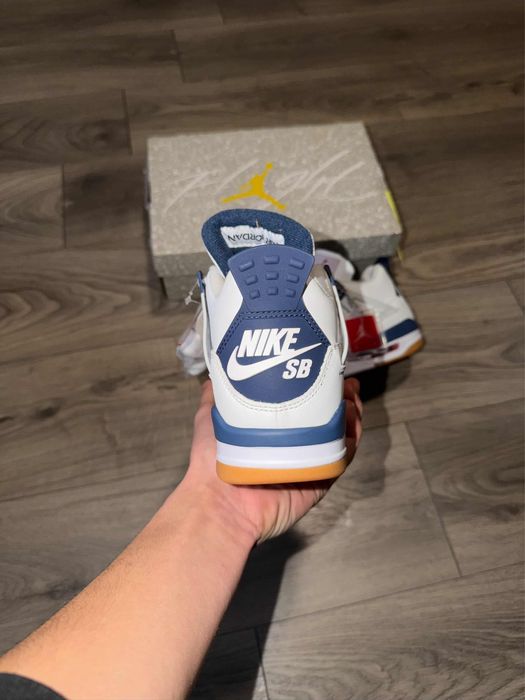 Jordan 4 Lichidare Stoc