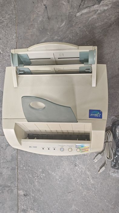 Продам принтер Samsung ML-1430